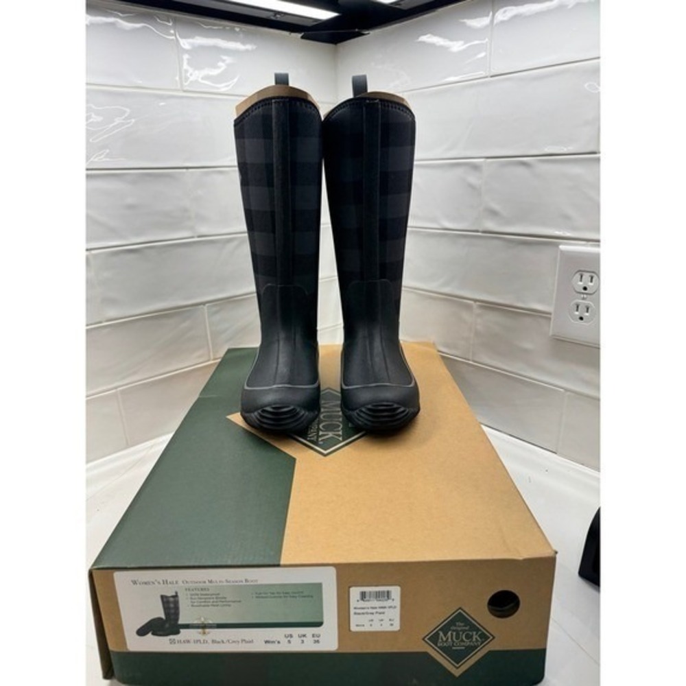 MUCK WOMEN'S HALE TALL BOOT size 5